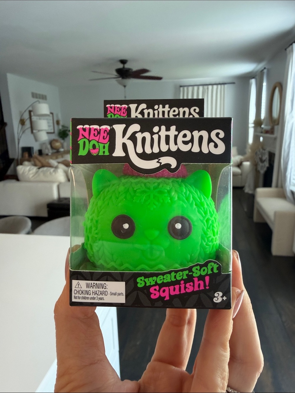 NEEDOH 🎄 RARE ✨ 🔥 Knittens Green Sweater-Soft Squishy